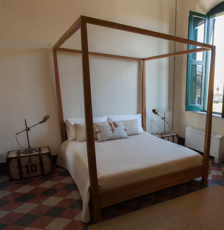 Le Stanze Del Capotreno Bed & Breakfast Bagheria Bagian luar foto